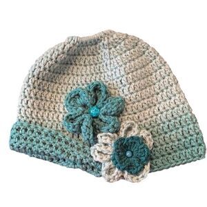 NWT Angela’s Designs hand crocheted ponytail hat flower and faux gem accents